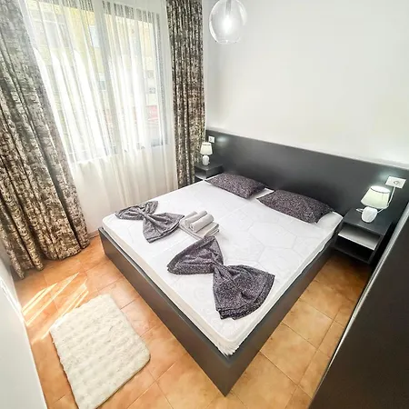 Splash 905 Durrës